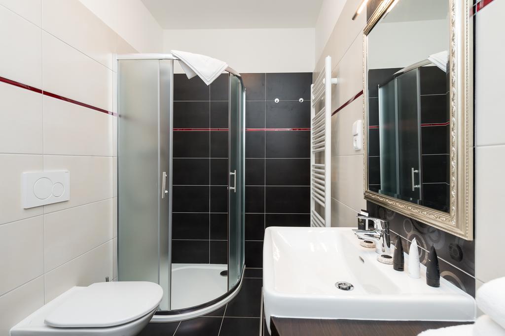 Apartment Sokolska Prague Extérieur photo